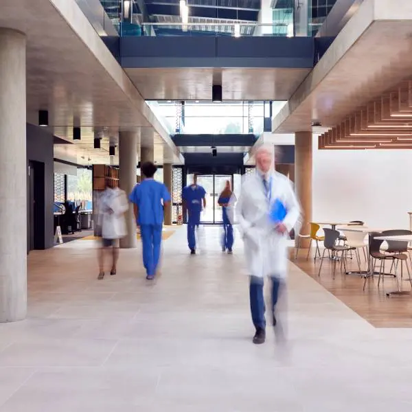 Vue intérieure d'un hopital autorisé à pratiquer la greffe de cellules souches en France.